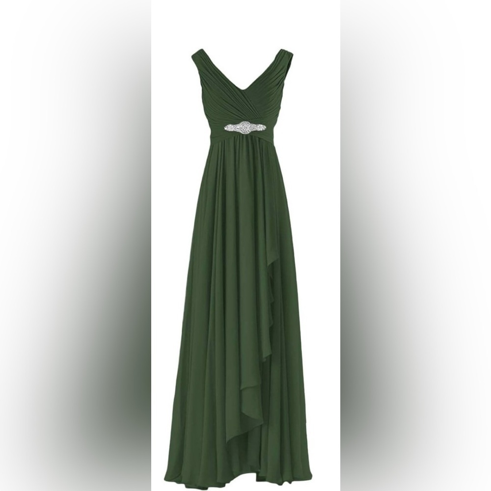 Elegant Chiffon Green Evening Gown Size 14